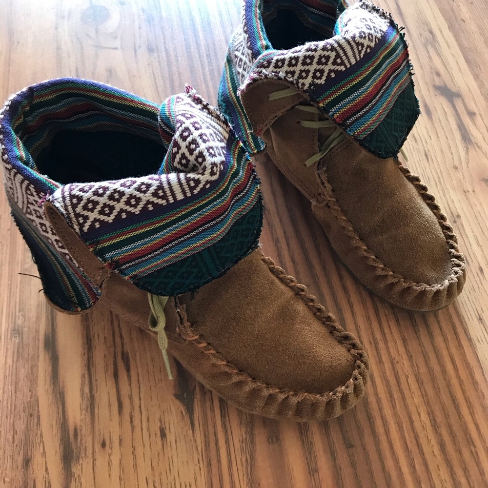 Steve Madden Moccasin boots